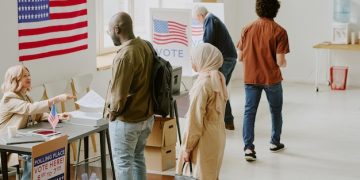 2025 Midterm Elections: A Voter's Guide to What's at Stake - Cover Image